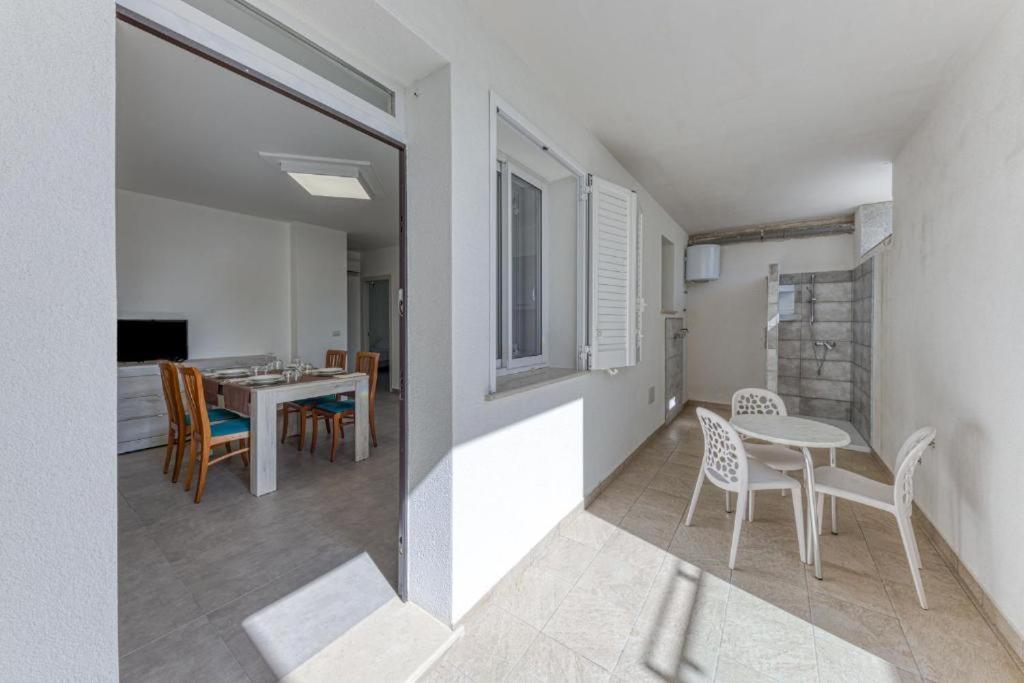 Residence Mia Amelie Торре-Сан-Джованні-Удженто Екстер'єр фото