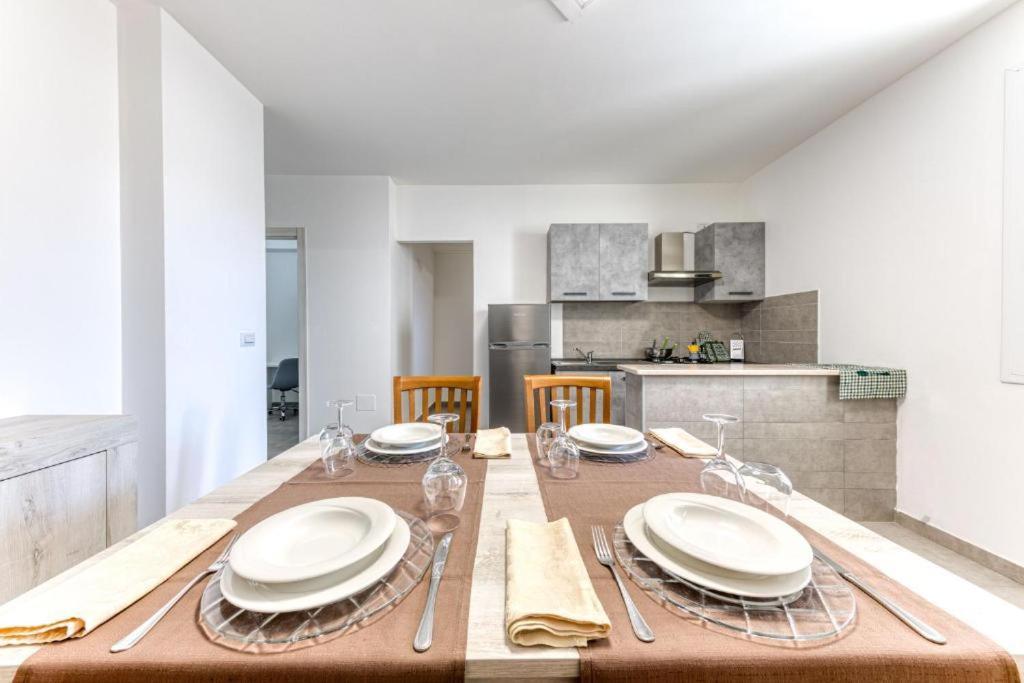 Residence Mia Amelie Торре-Сан-Джованні-Удженто Екстер'єр фото