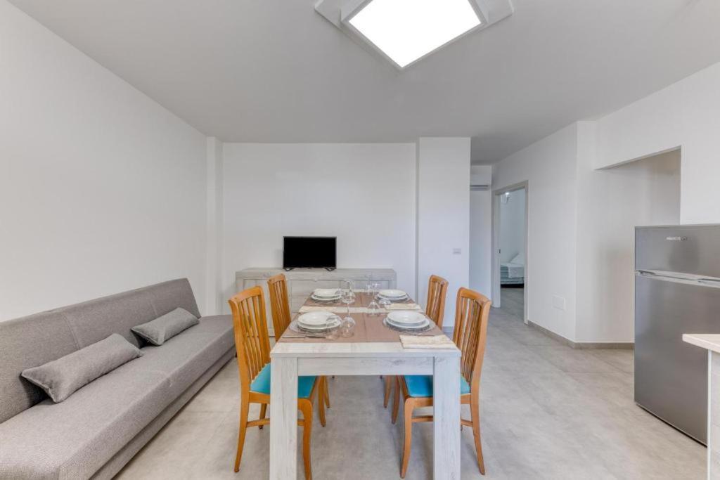 Residence Mia Amelie Торре-Сан-Джованні-Удженто Екстер'єр фото